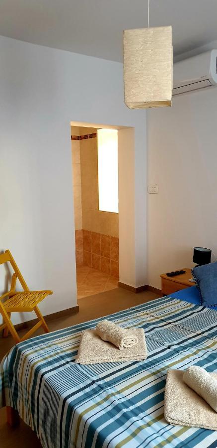 Apartments And Room Vela Senj  Extérieur photo