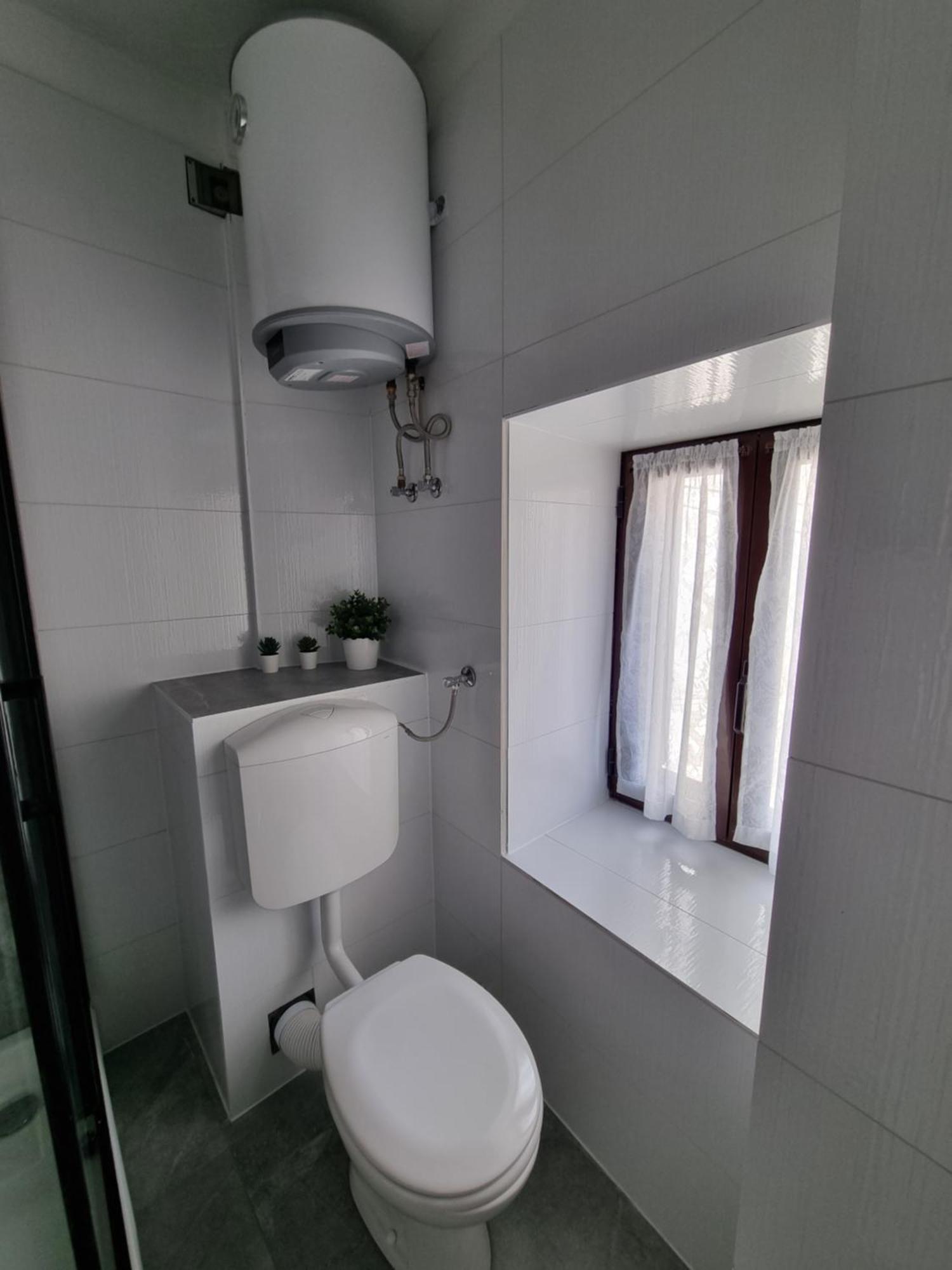 Apartments And Room Vela Senj  Extérieur photo